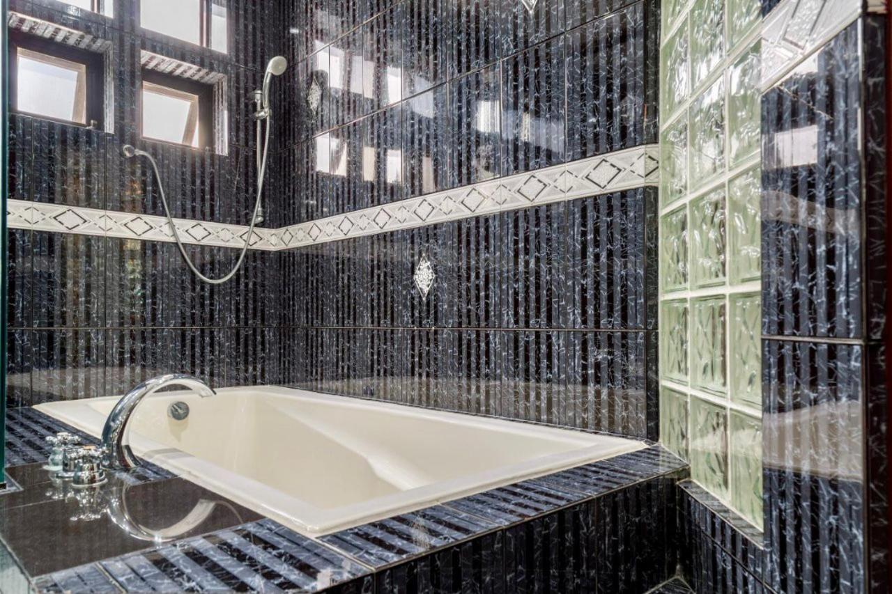 Elegant Lagoon Front Villa By Casa Paraiso カンクン エクステリア 写真
