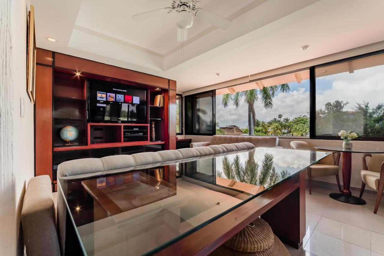 Elegant Lagoon Front Villa By Casa Paraiso カンクン エクステリア 写真