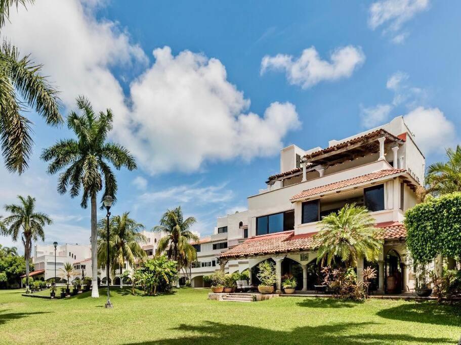 Elegant Lagoon Front Villa By Casa Paraiso カンクン エクステリア 写真
