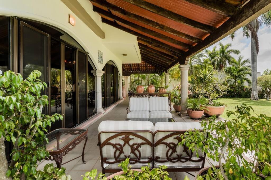 Elegant Lagoon Front Villa By Casa Paraiso カンクン エクステリア 写真
